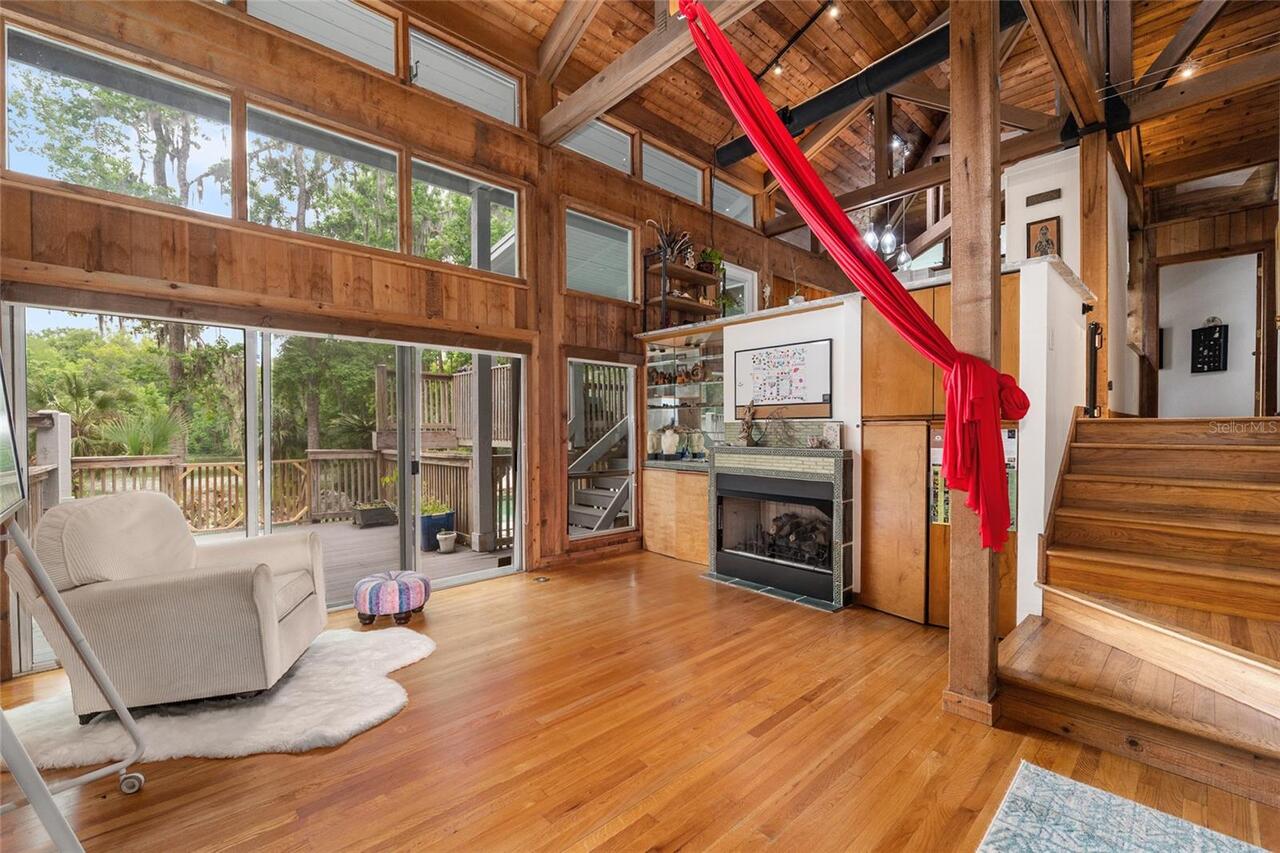 Listing Photo 8