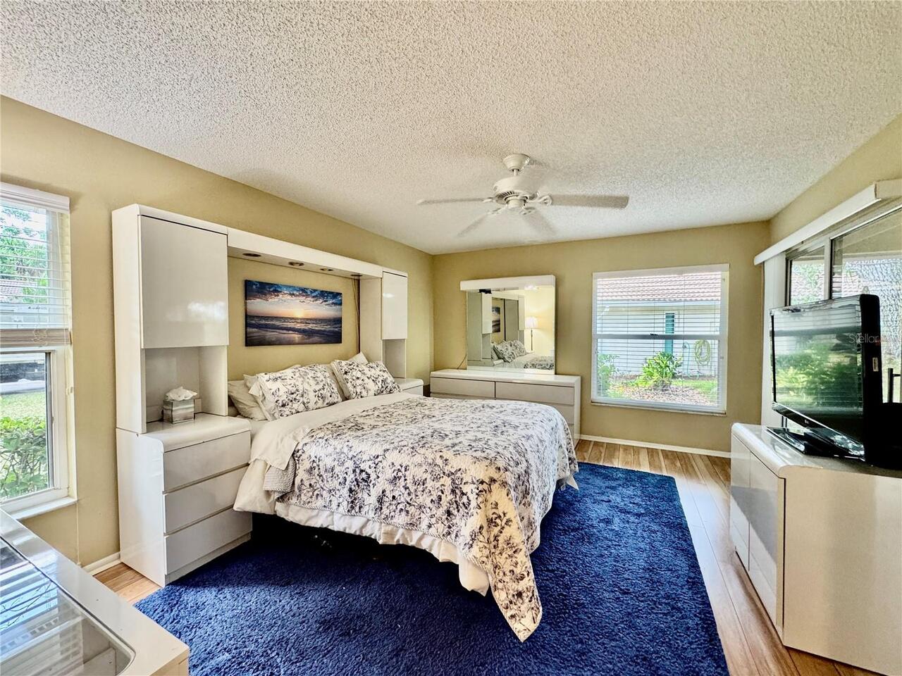Listing Photo 16