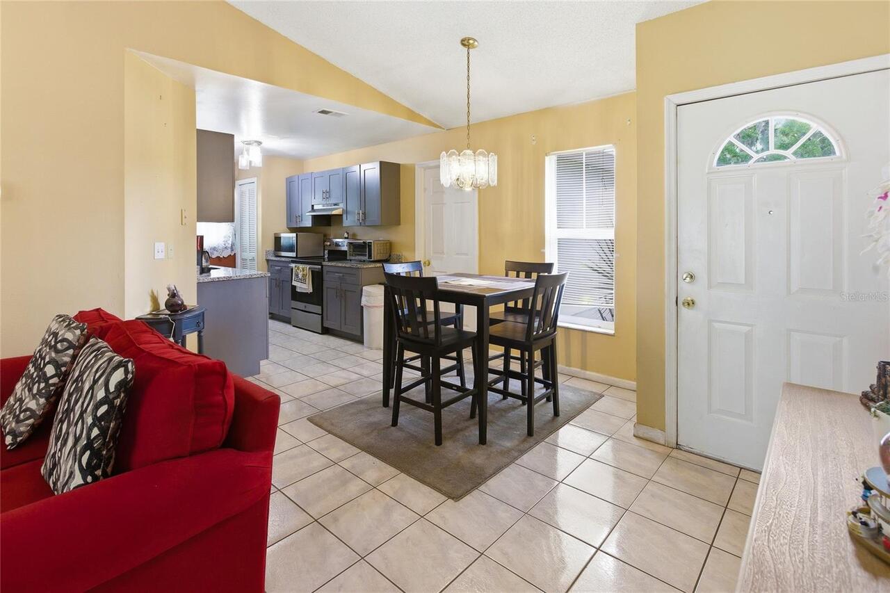 Listing Photo 8