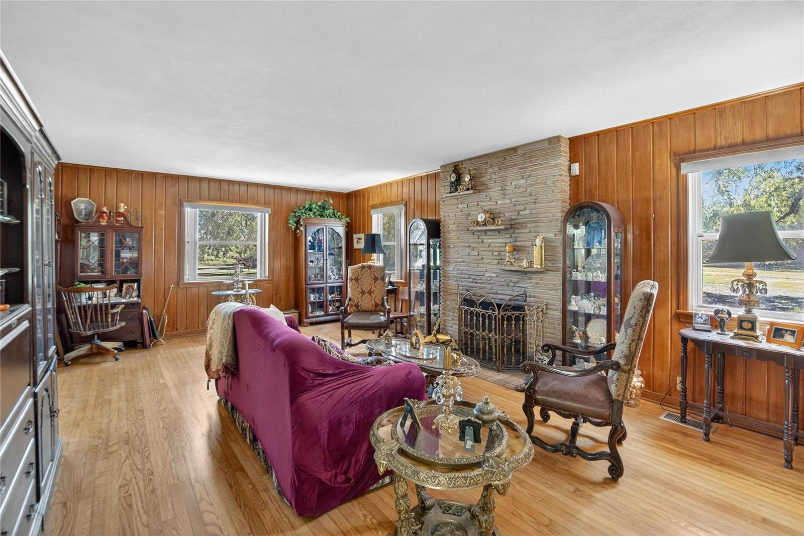 Listing Photo 6