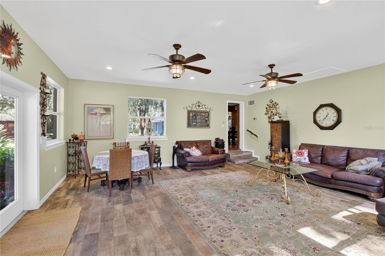 Listing Photo 10