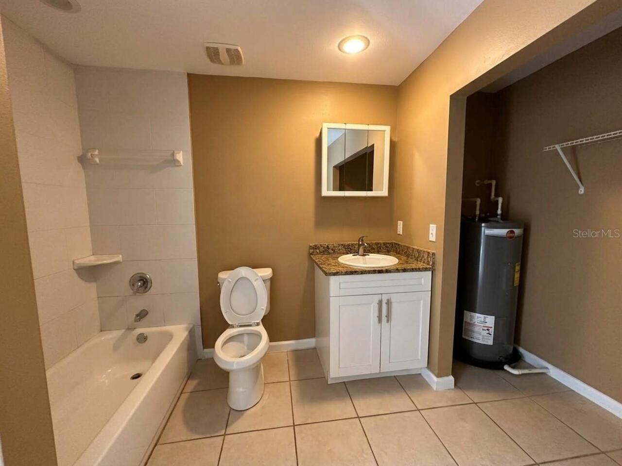Listing Photo 11