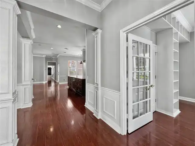 Listing Photo 10