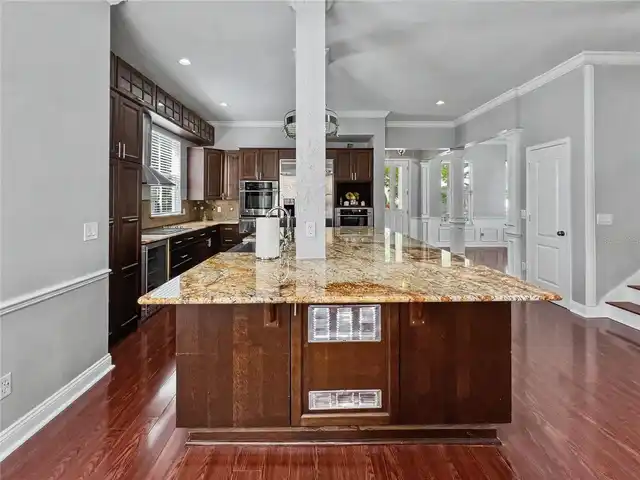 Listing Photo 15