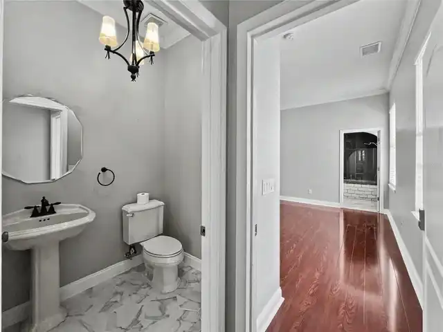 Listing Photo 22
