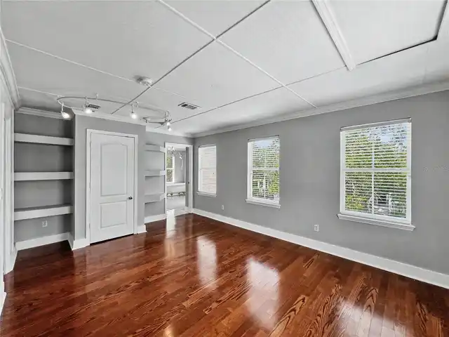 Listing Photo 35