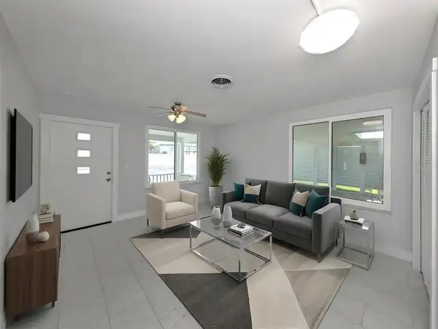 Listing Photo 10