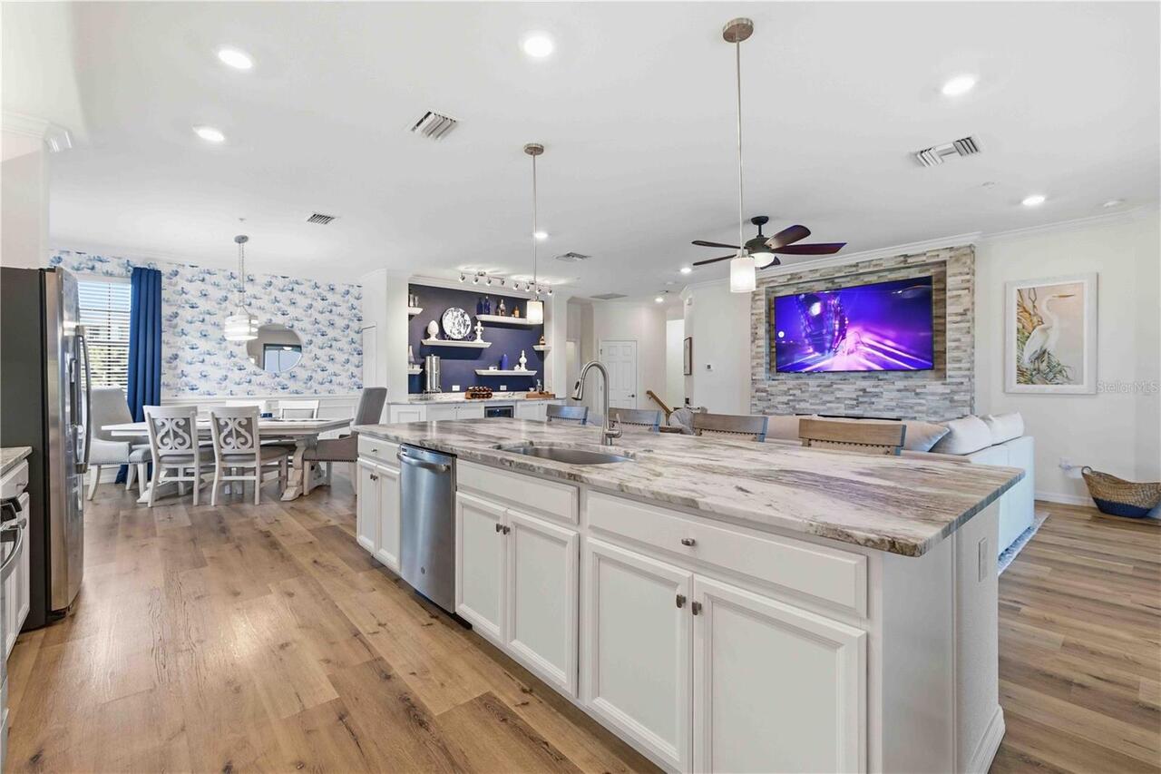 Listing Photo 16