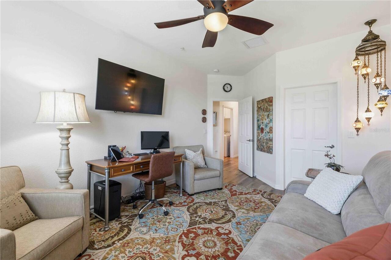 Listing Photo 19