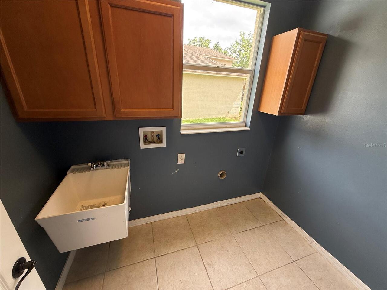 Listing Photo 9