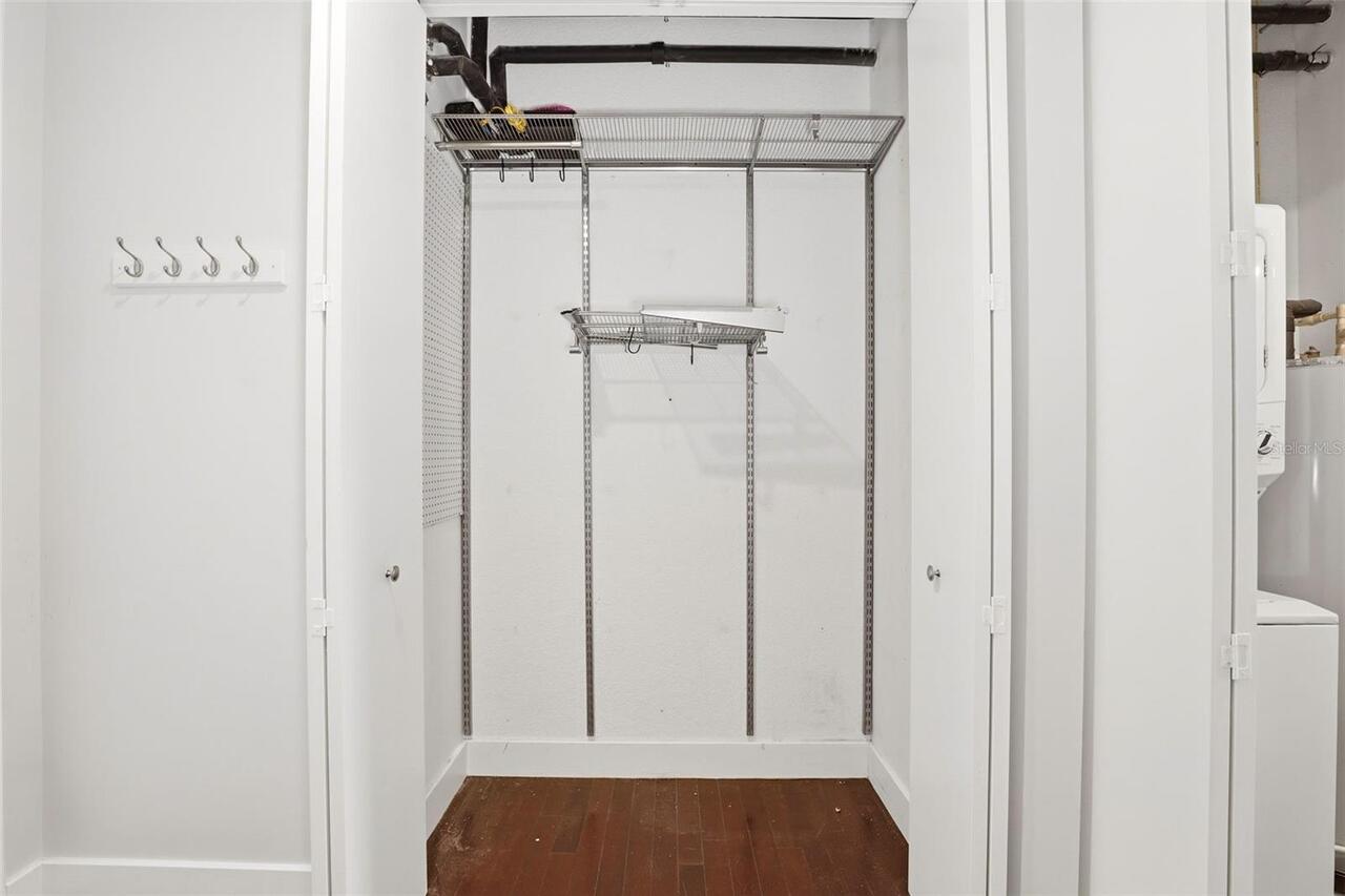 Listing Photo 12