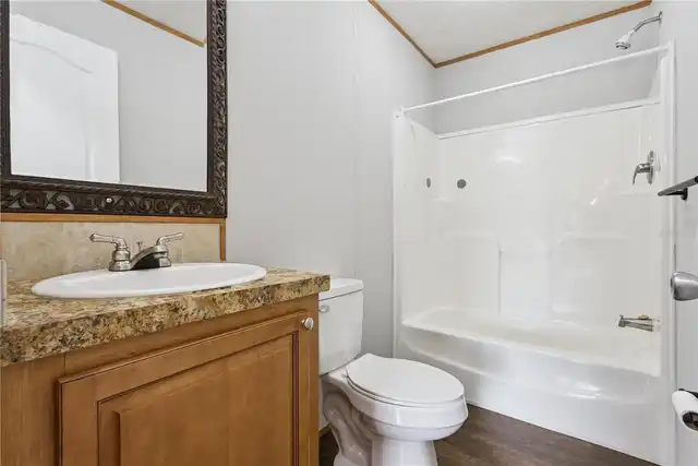 Listing Photo 25