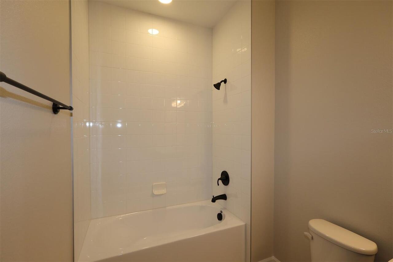 Listing Photo 20