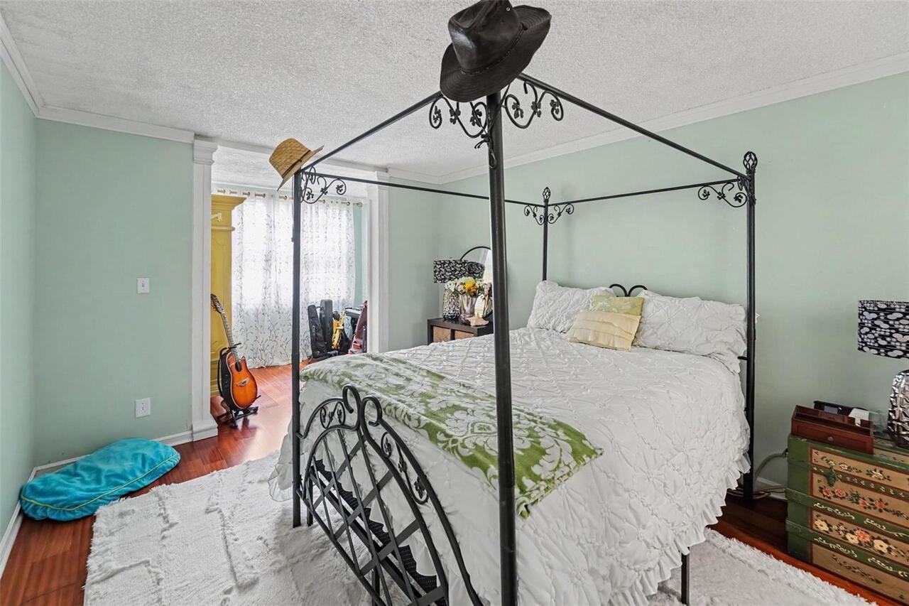 Listing Photo 15
