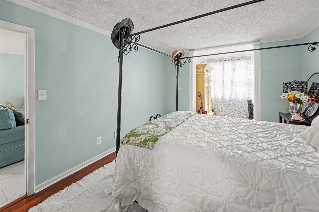 Listing Photo 16