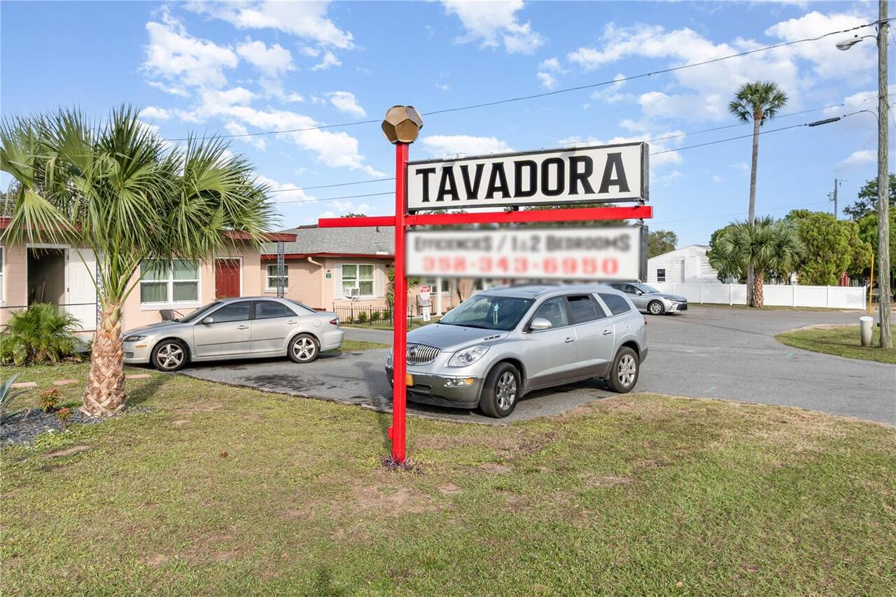 Tavares Real Estate