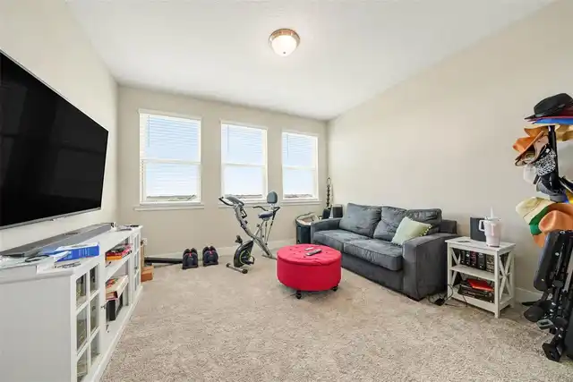 Listing Photo 23