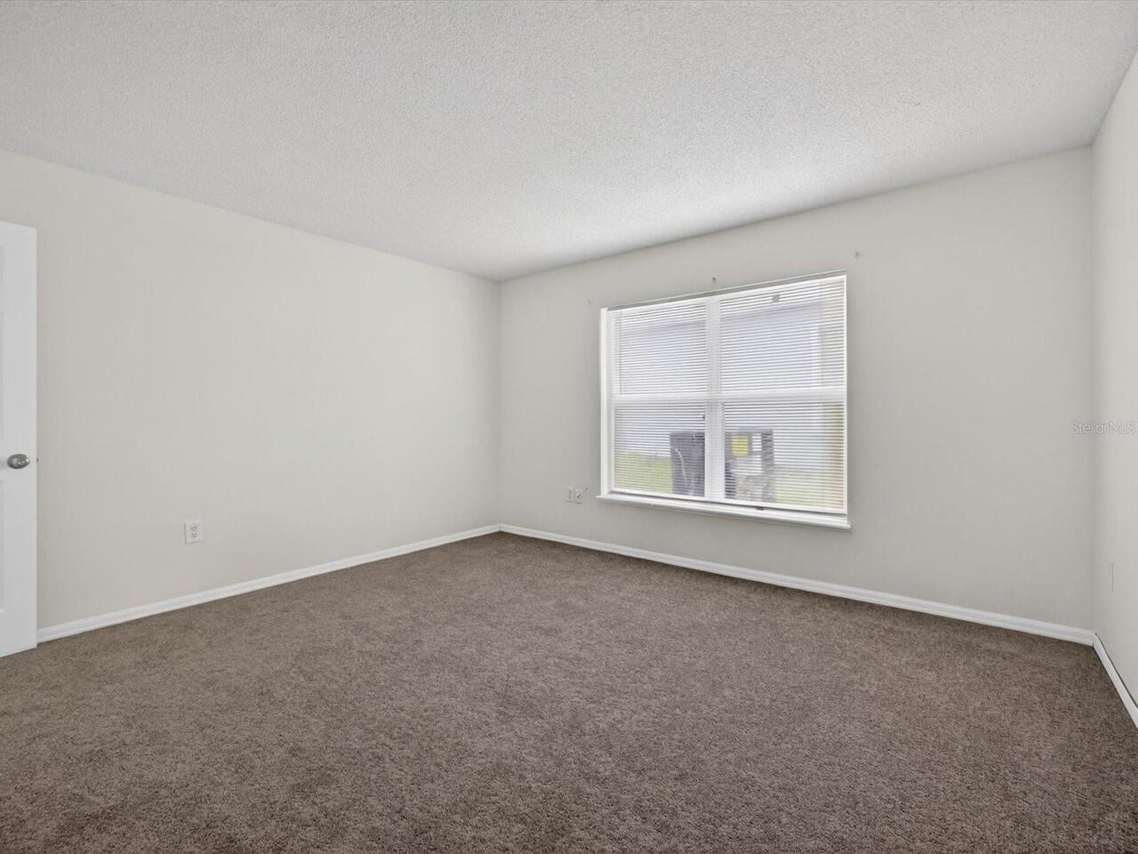 Listing Photo 33