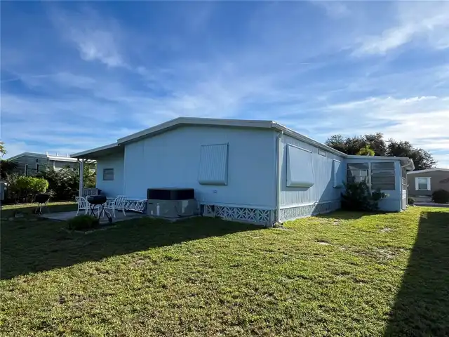 Listing Photo 7