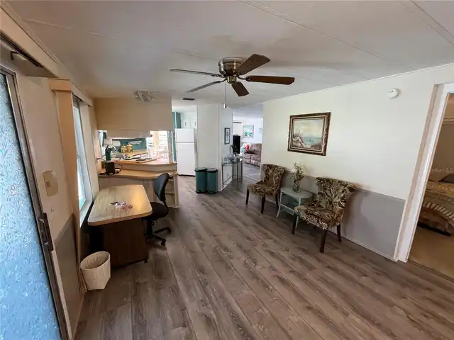 Listing Photo 8