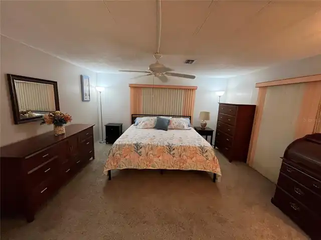 Listing Photo 33