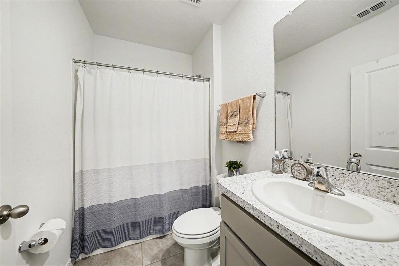 Listing Photo 17
