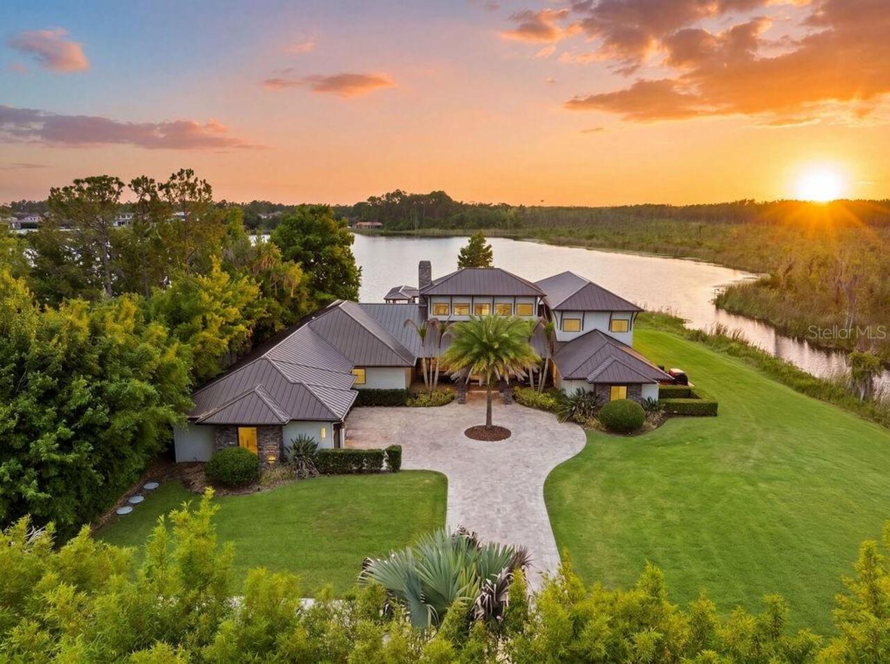 4BR, Home, 5BA, $6,495,000
Read More