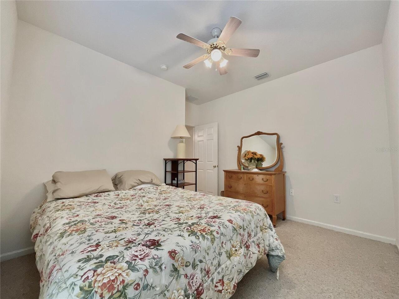 Listing Photo 11