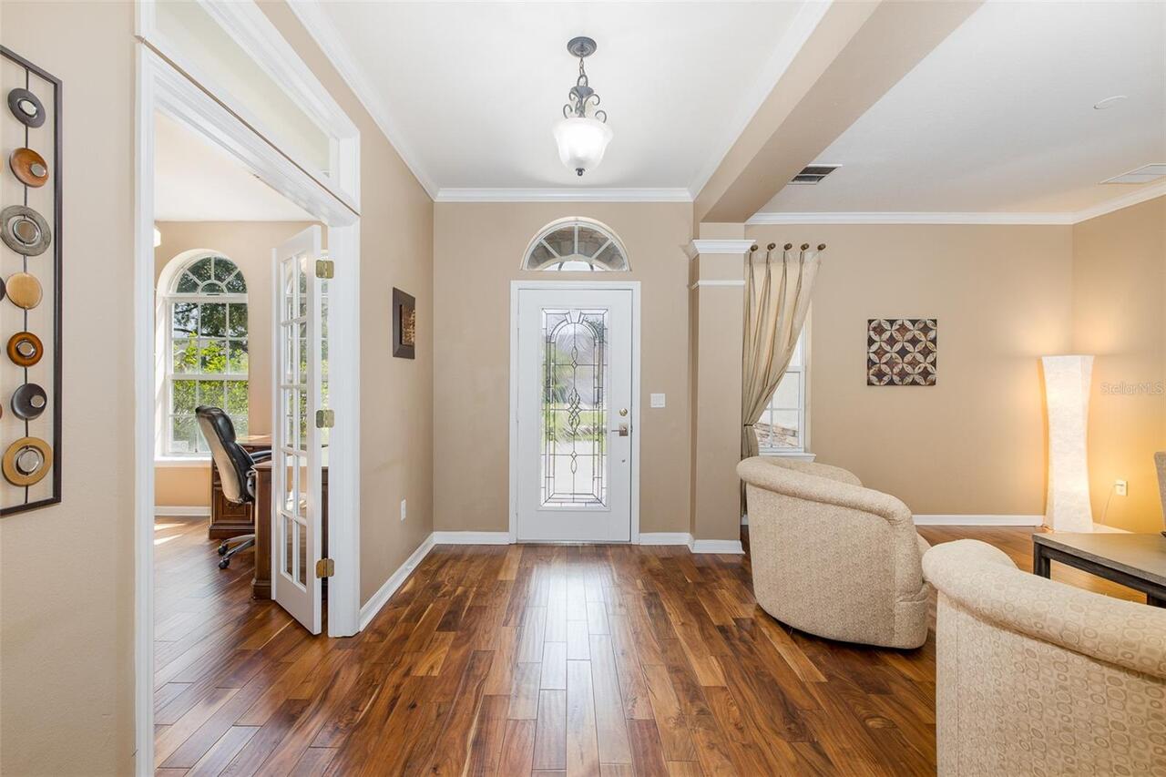 Listing Photo 10