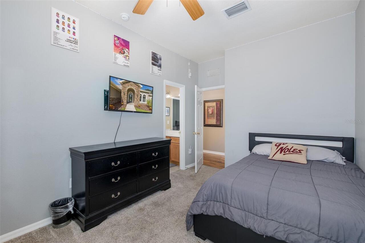 Listing Photo 32