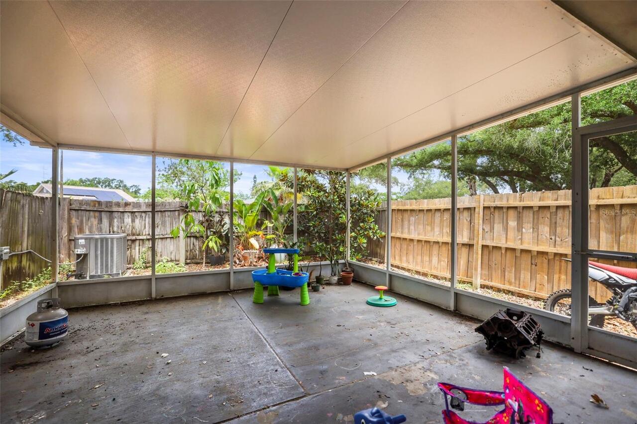 Listing Photo 18