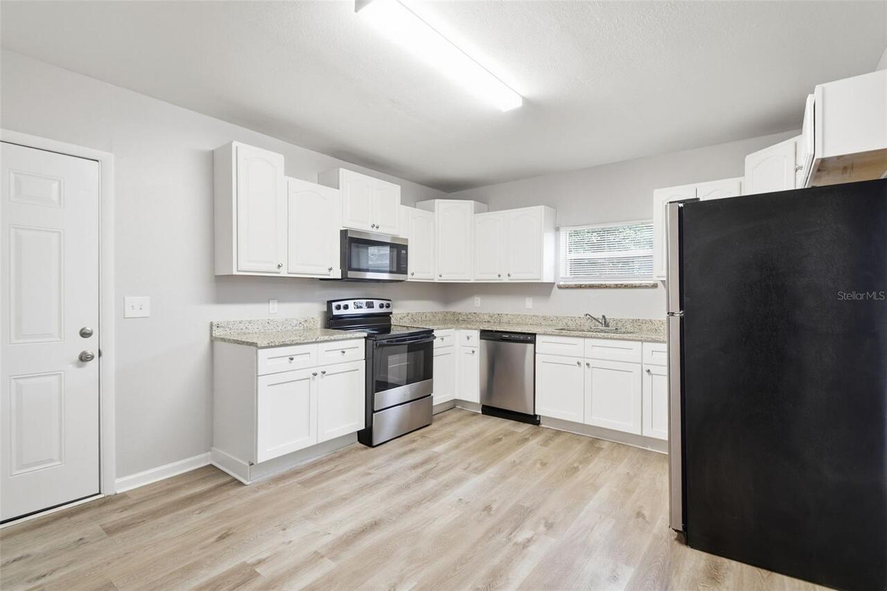 Listing Photo 19