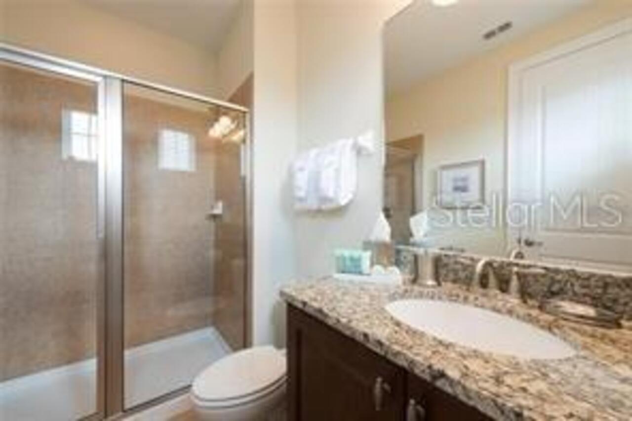 Listing Photo 12