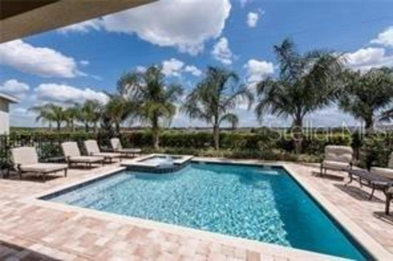 Listing Photo 18