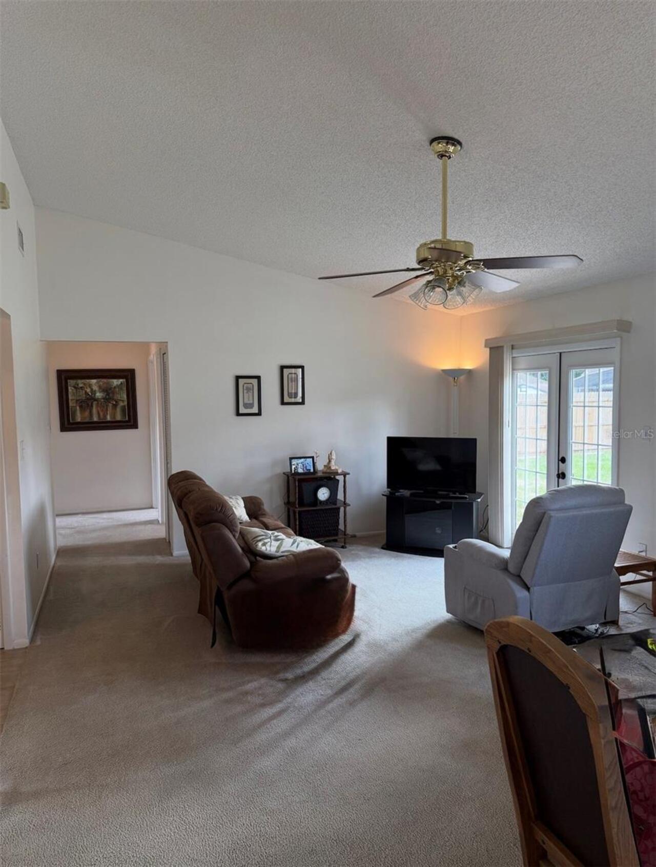 Listing Photo 7