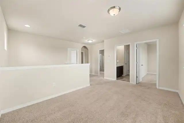 Listing Photo 15
