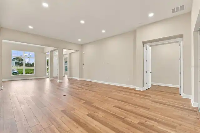 Listing Photo 13