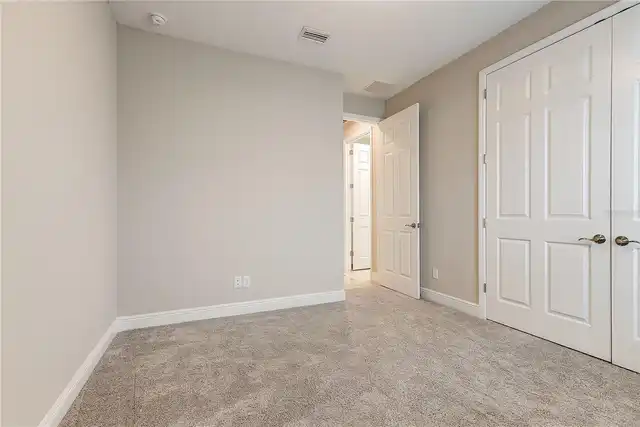 Listing Photo 34