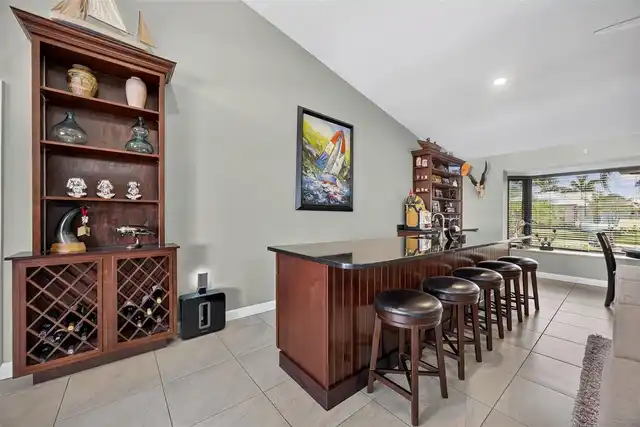 Listing Photo 16