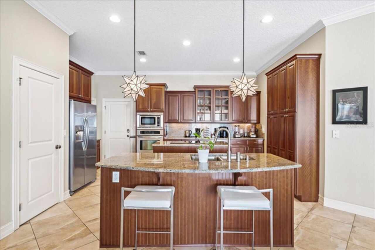 Listing Photo 14