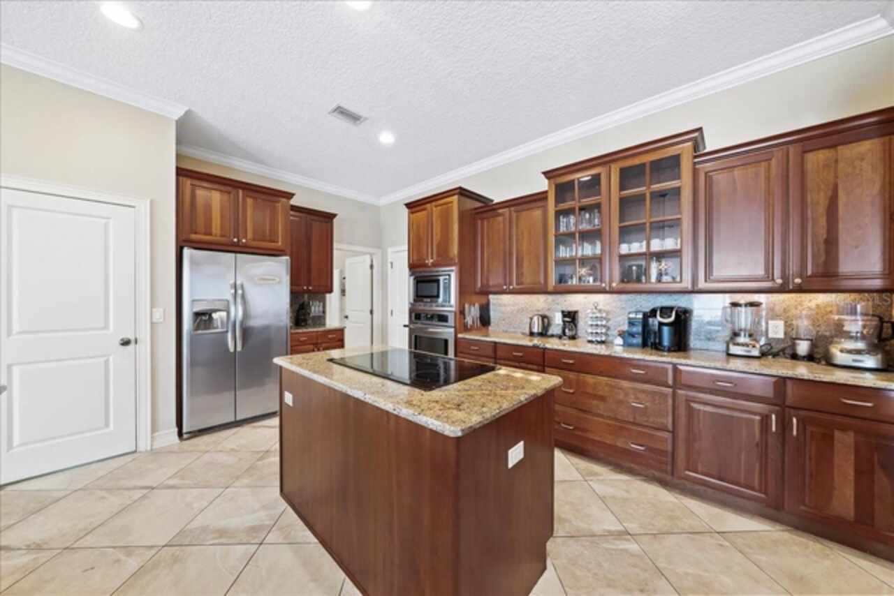 Listing Photo 19