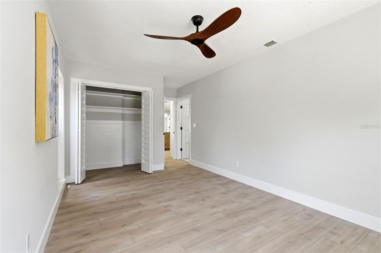 Listing Photo 34