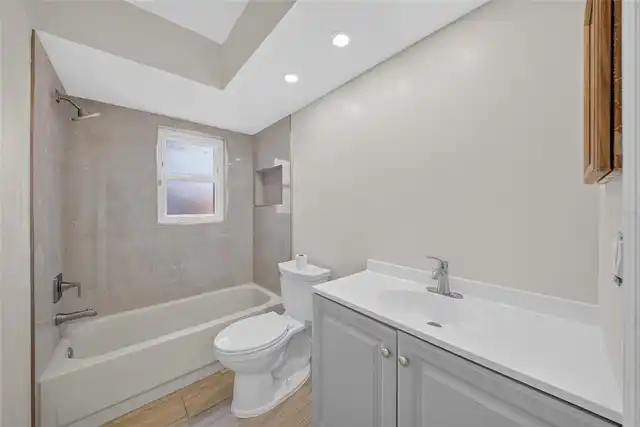Listing Photo 23