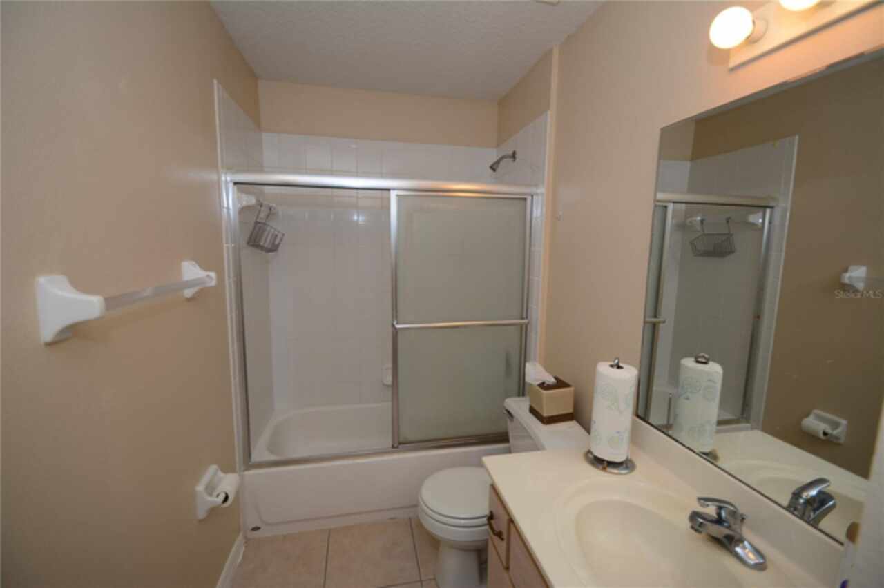 Listing Photo 11