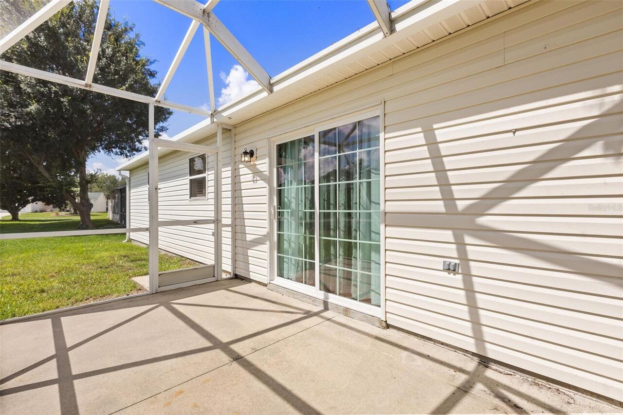 Listing Photo 8