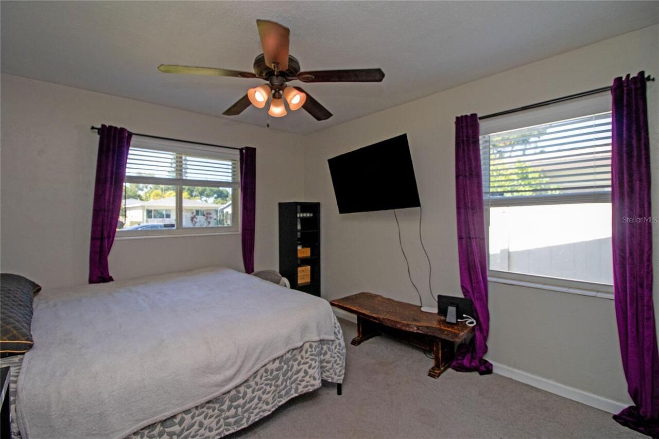 Listing Photo 16