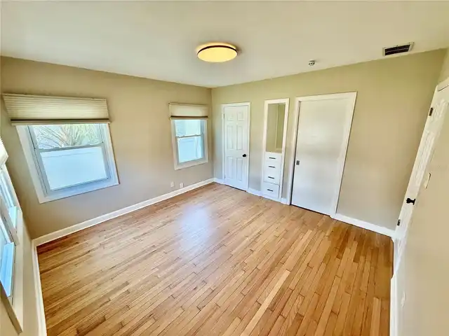 Listing Photo 18