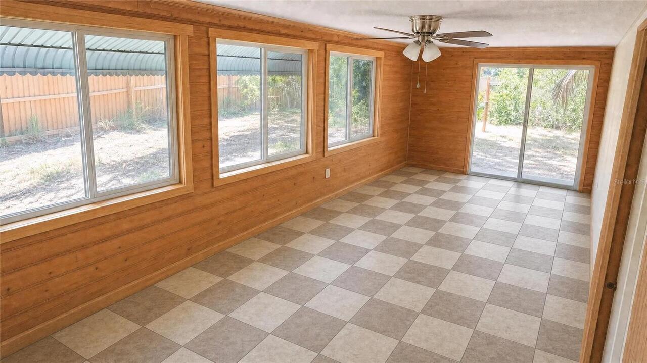 Listing Photo 8