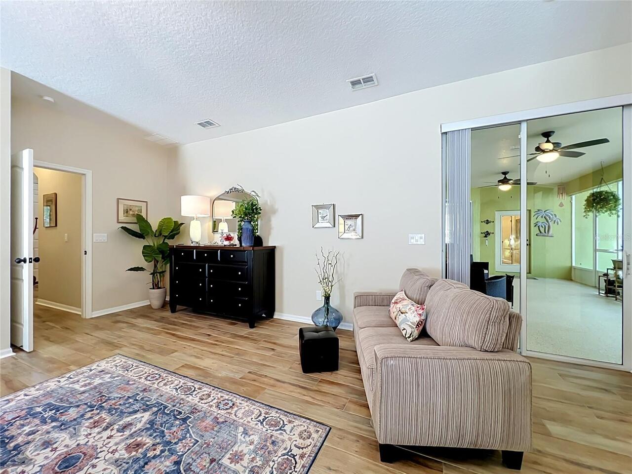 Listing Photo 41