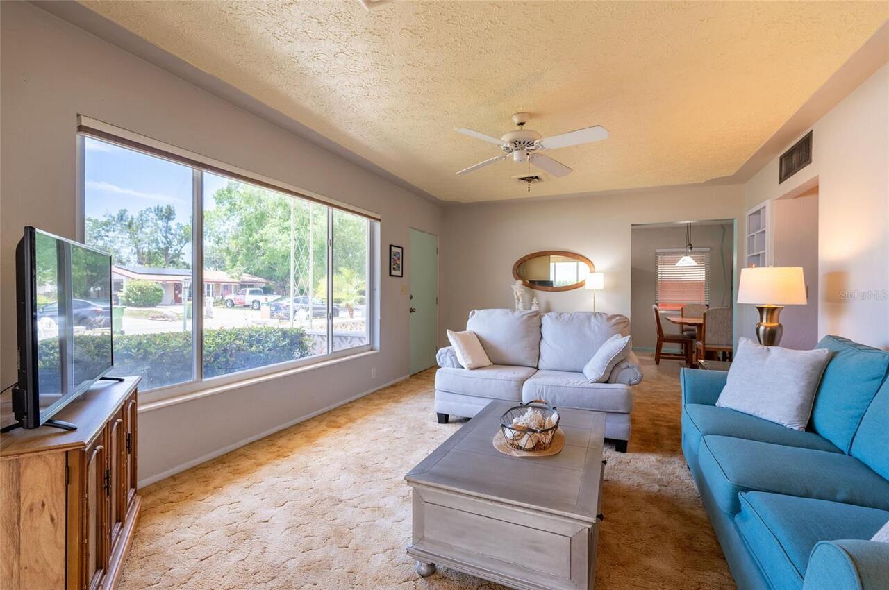 Listing Photo 9